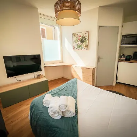 Le Cosy *
